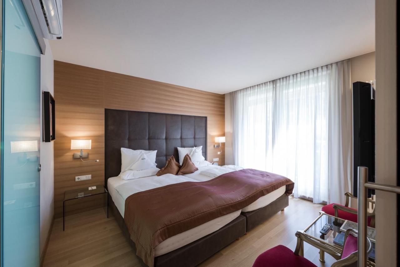 King Suite Spa Bath,1710612137:JPEG